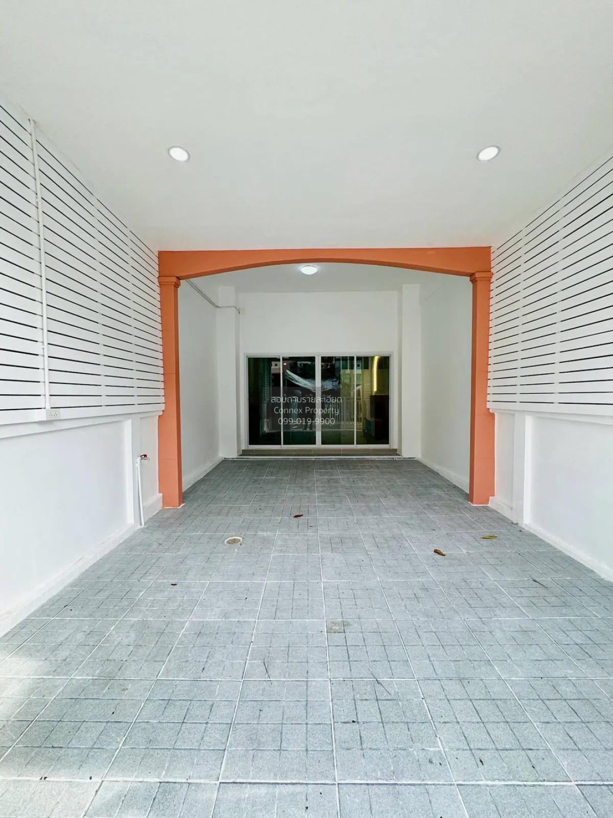 ขายทาวน์เฮ้าส์/ทาวน์โฮม  นิวเวิลด์วิลล์ หน้ากว้าง รีโนเวทใหม่ ละห 3