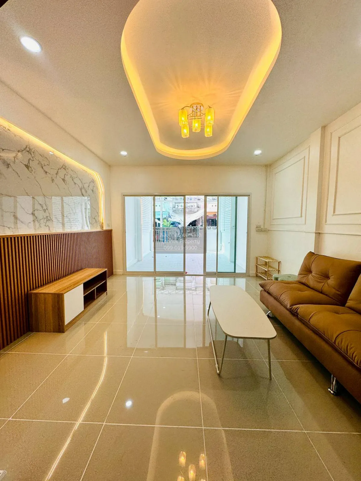 ขายทาวน์เฮ้าส์/ทาวน์โฮม  นิวเวิลด์วิลล์ หน้ากว้าง รีโนเวทใหม่ ละห 4