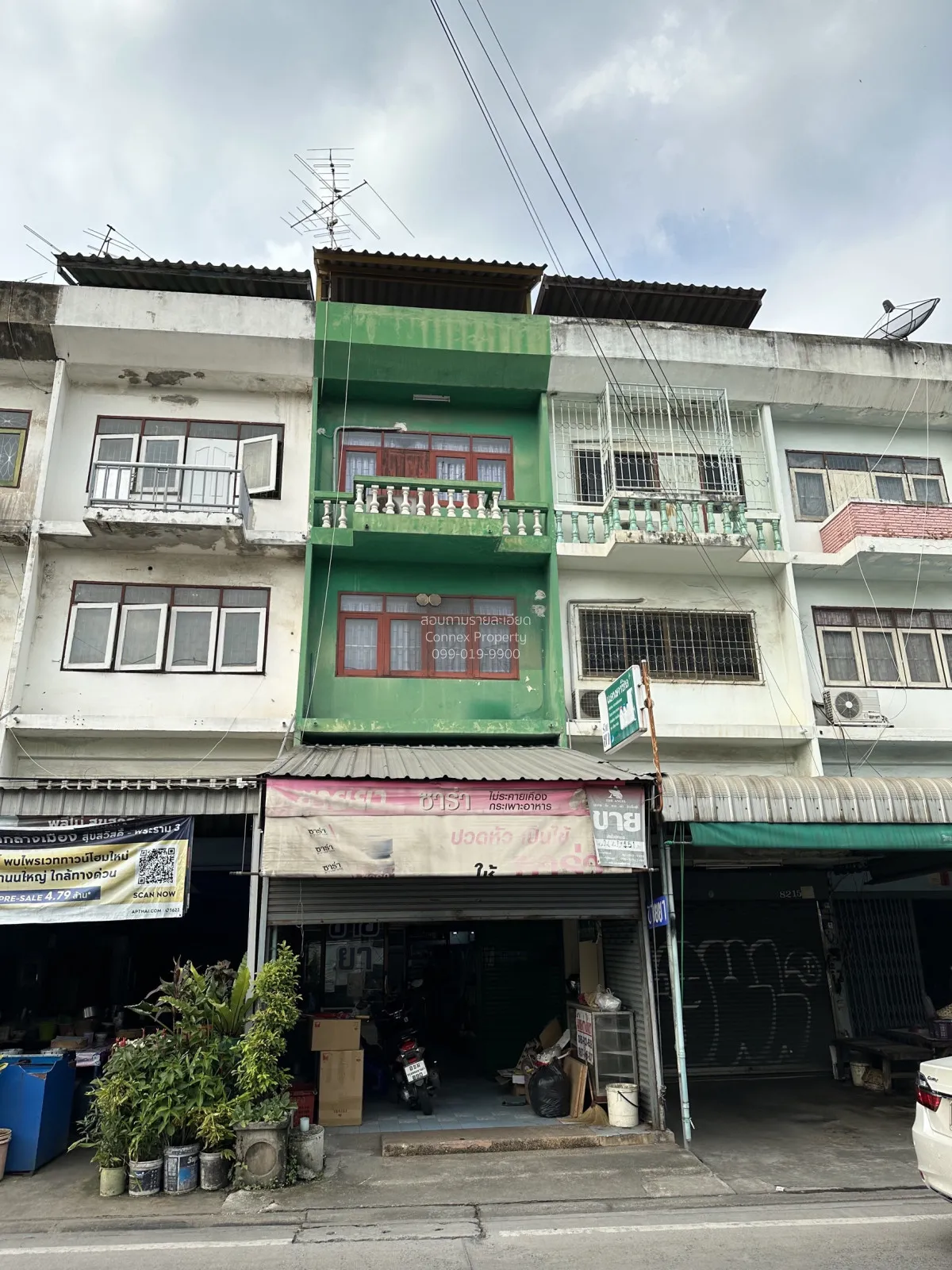 For Sale Commercial  building Suksawa 64 , Bang Phueng , Phra Pra 1