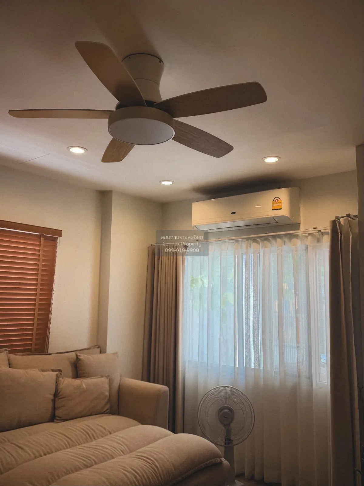 ขายทาวเฮ้าส์ 2 ชั้น หลังมุม มีพื้นที่ทำสวน บ้าน Smart Home  ห้องม 4