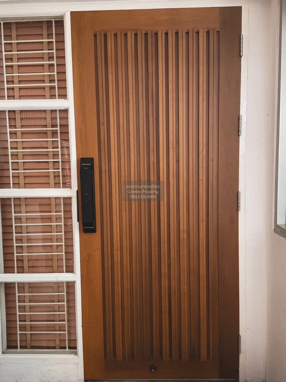 ขายทาวเฮ้าส์ 2 ชั้น หลังมุม มีพื้นที่ทำสวน บ้าน Smart Home  ห้องม