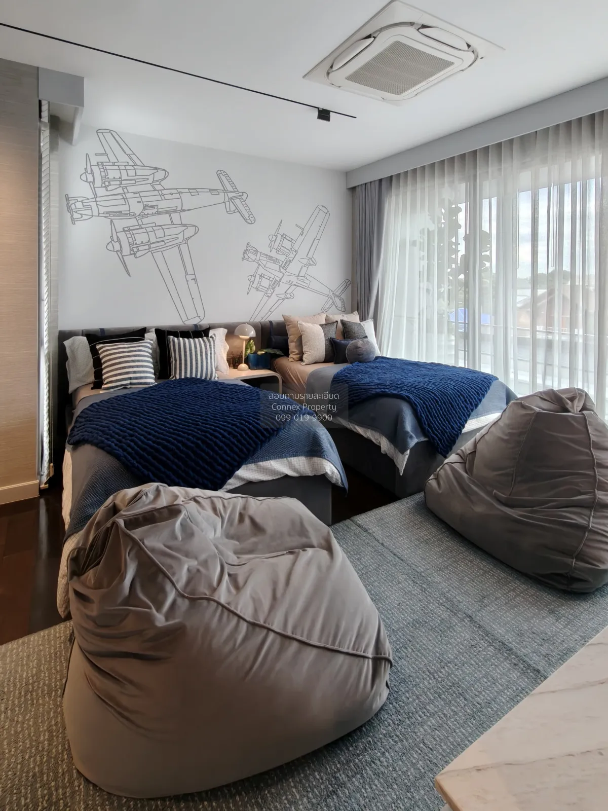 For Sale House , 95E1 , corner unit , wide frontage , Khlong Chan