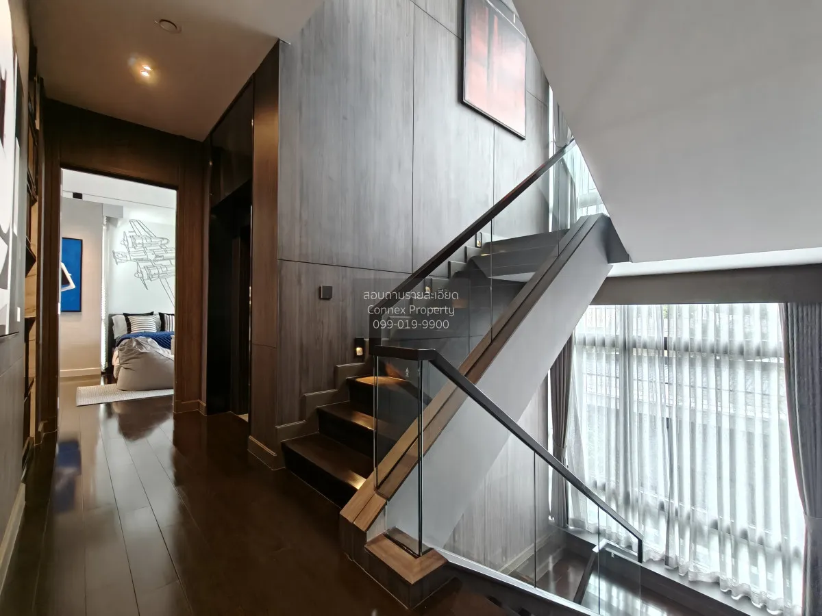 For Sale House , 95E1 , corner unit , wide frontage , Khlong Chan