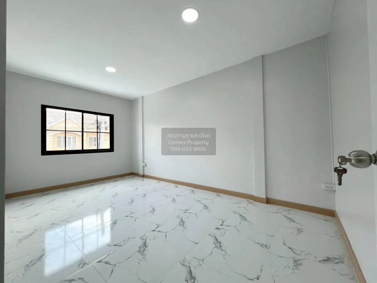 ขายทาวน์เฮ้าส์/ทาวน์โฮม  บัวทองธานี เฟส 15 รีโนเวทใหม่ บางบัวทอง 