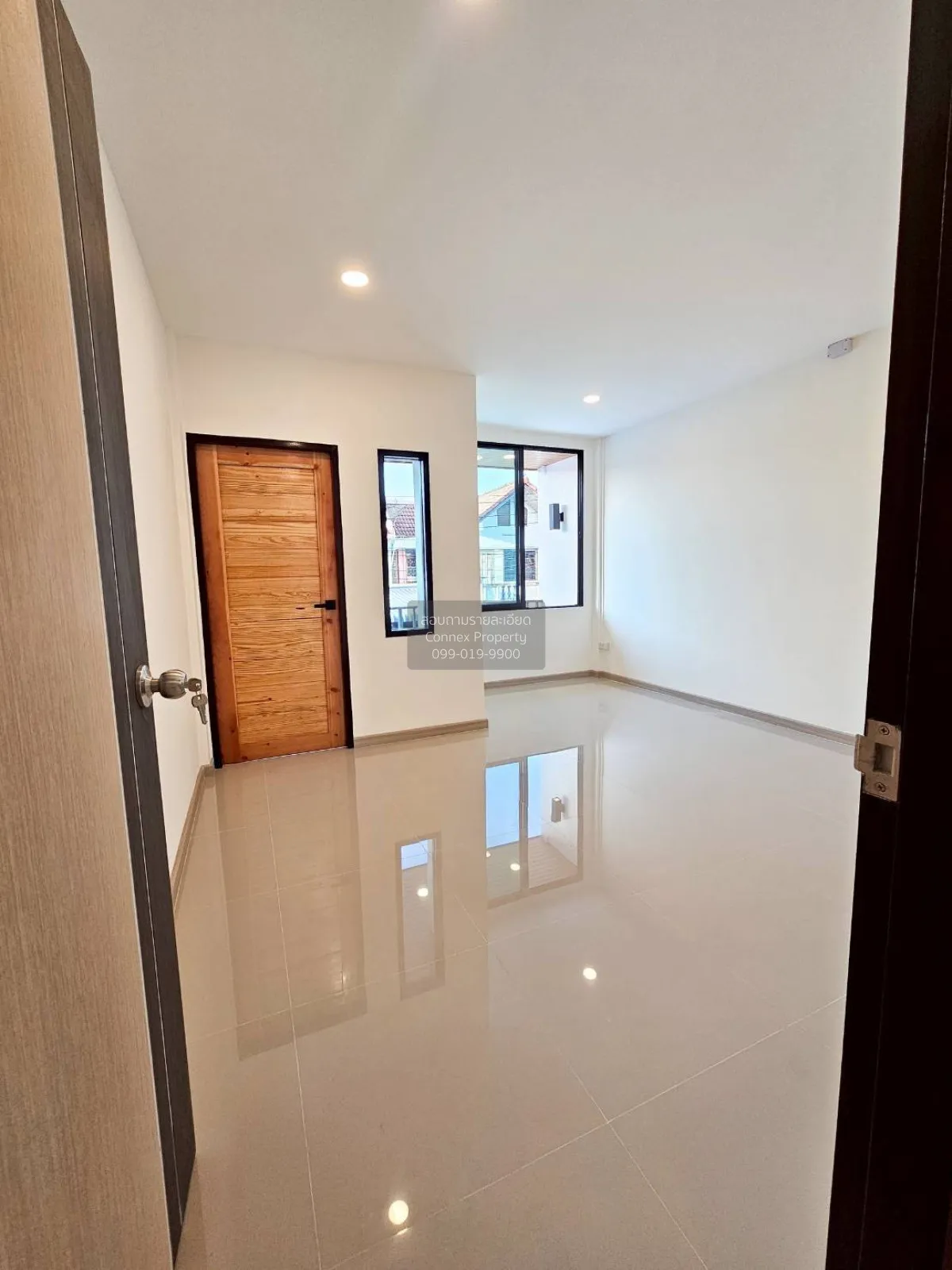 ขายทาวน์เฮ้าส์/ทาวน์โฮม  อยู่เจริญ วิภาวดี รีโนเวทใหม่ สนามบิน เข