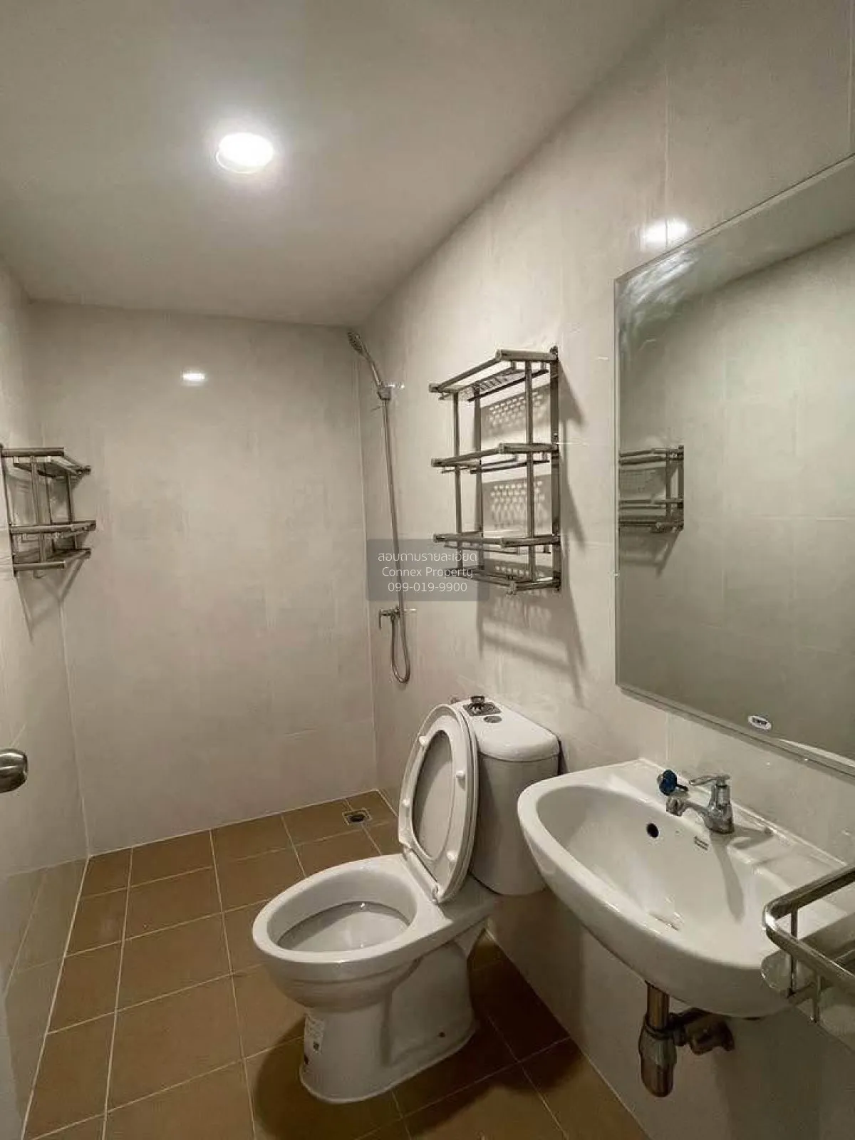 ขายทาวน์เฮาส์ 2 ชั้น ปทุมธานี-ลาดหลุมแก้ว หน้ากว้าง ลาดหลุมแก้ว ล