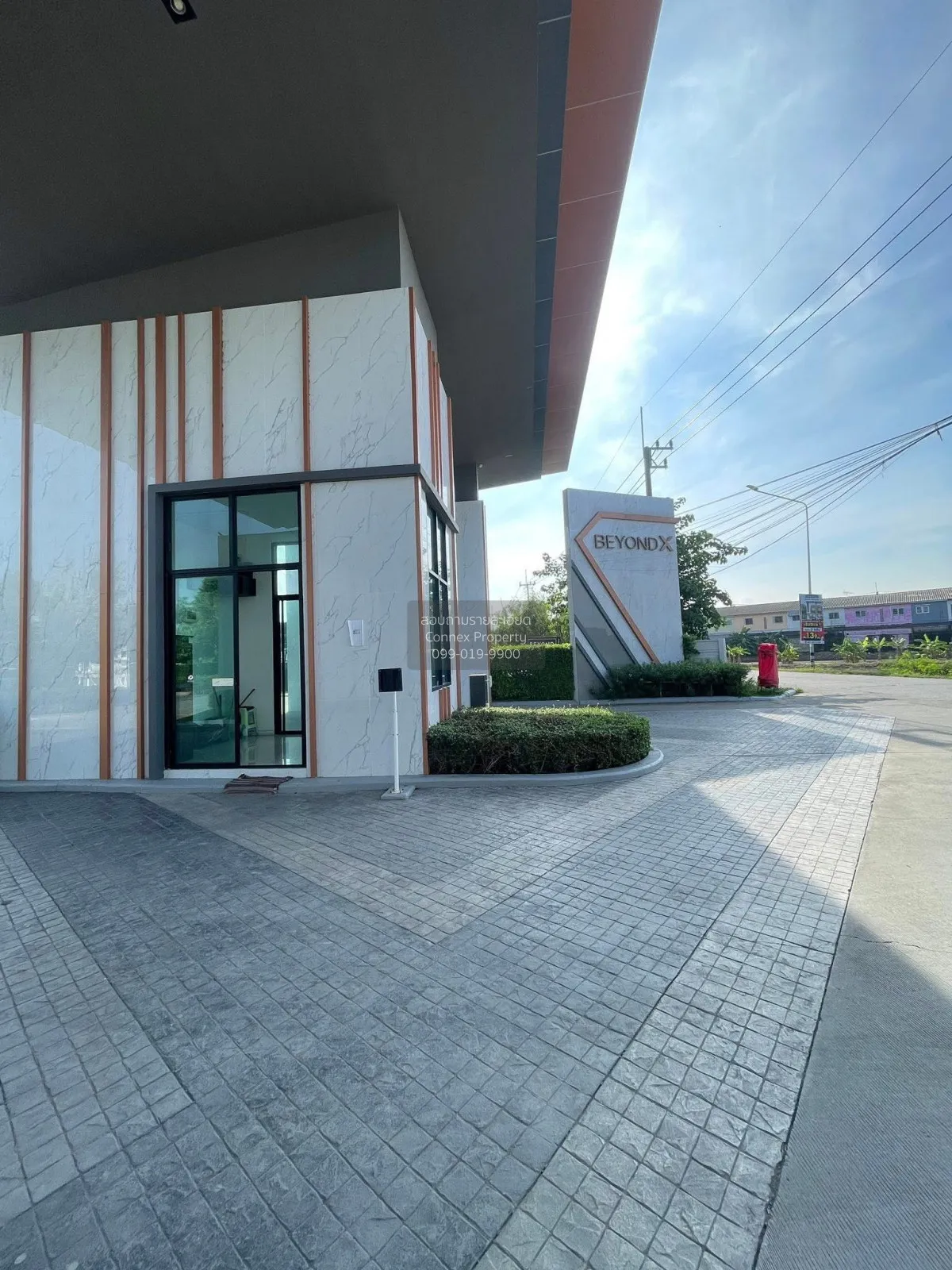 ขายทาวน์เฮาส์ 2 ชั้น ปทุมธานี-ลาดหลุมแก้ว หน้ากว้าง ลาดหลุมแก้ว ล