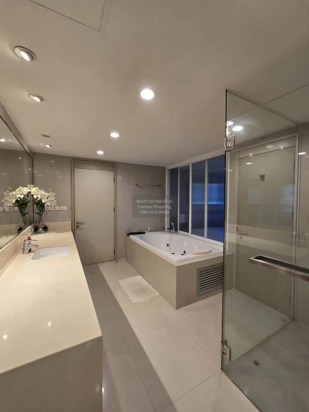 เช่าคอนโด  เดอะ รอยัล นาวิน ทาวเวอร์ MRT-คลองเตย ช่องนนทรี เขต ยา