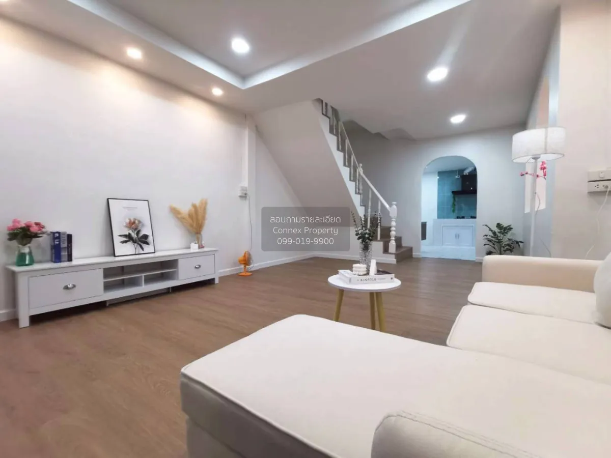 For Sale Townhouse/Townhome  , Rungrueng House , BTS-Saphan Mai , 3