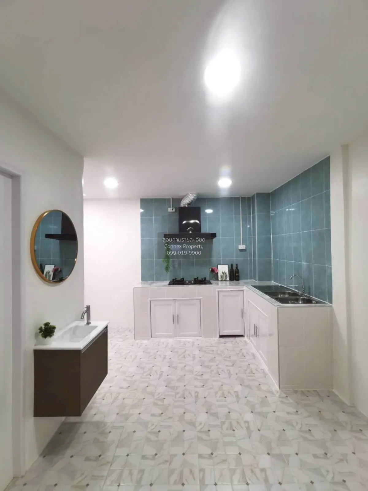 For Sale Townhouse/Townhome  , Rungrueng House , BTS-Saphan Mai ,