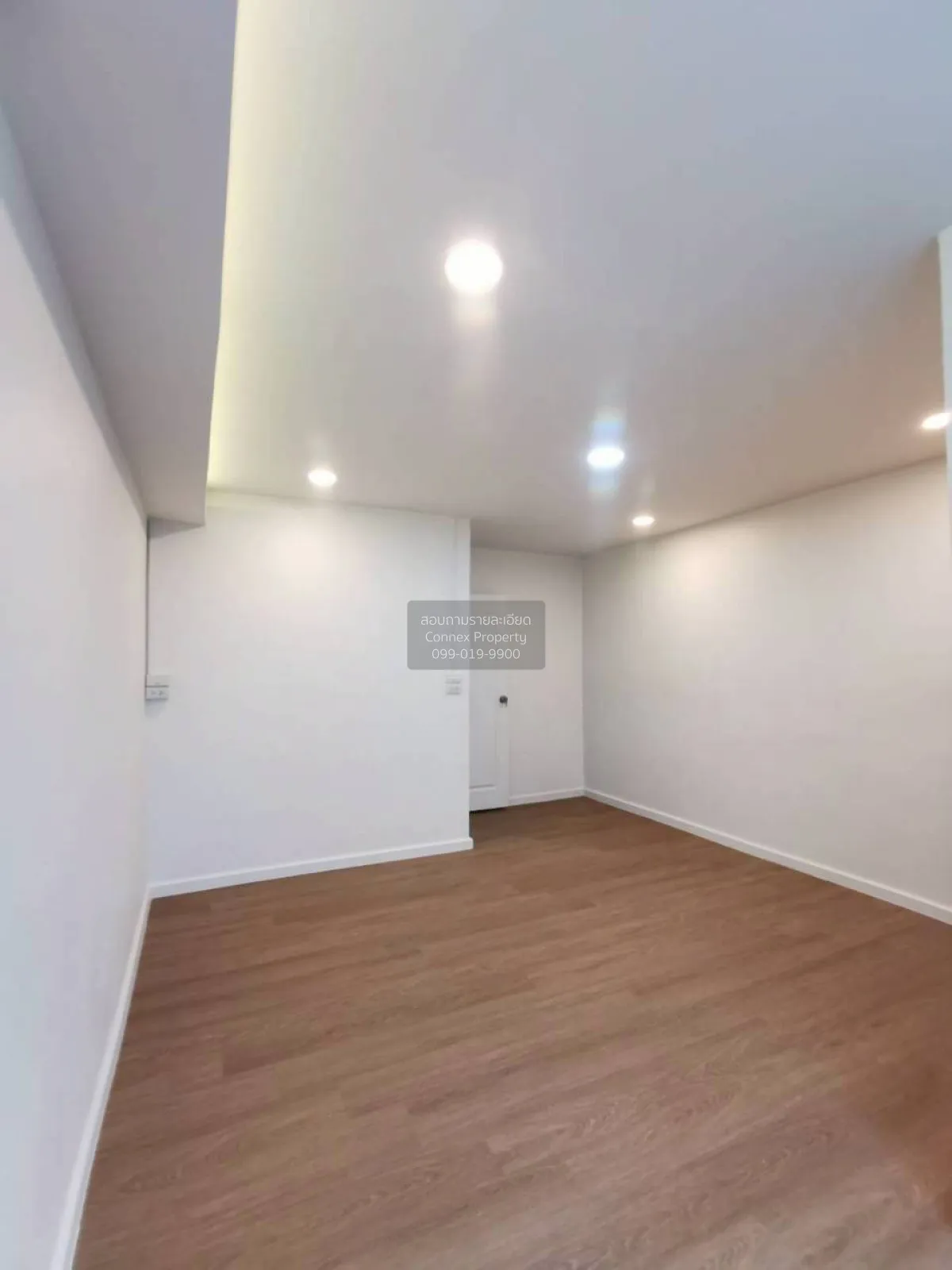 For Sale Townhouse/Townhome  , Rungrueng House , BTS-Saphan Mai ,