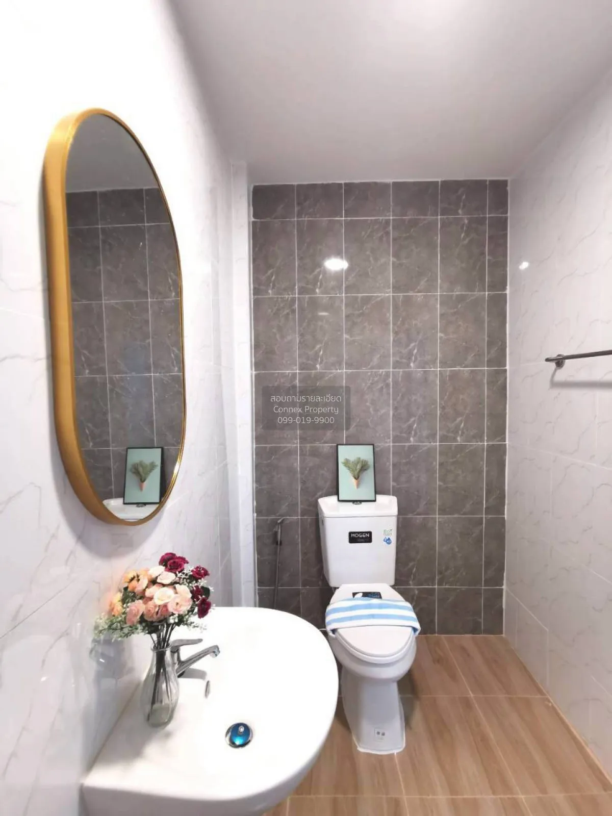 For Sale Townhouse/Townhome  , Rungrueng House , BTS-Saphan Mai ,