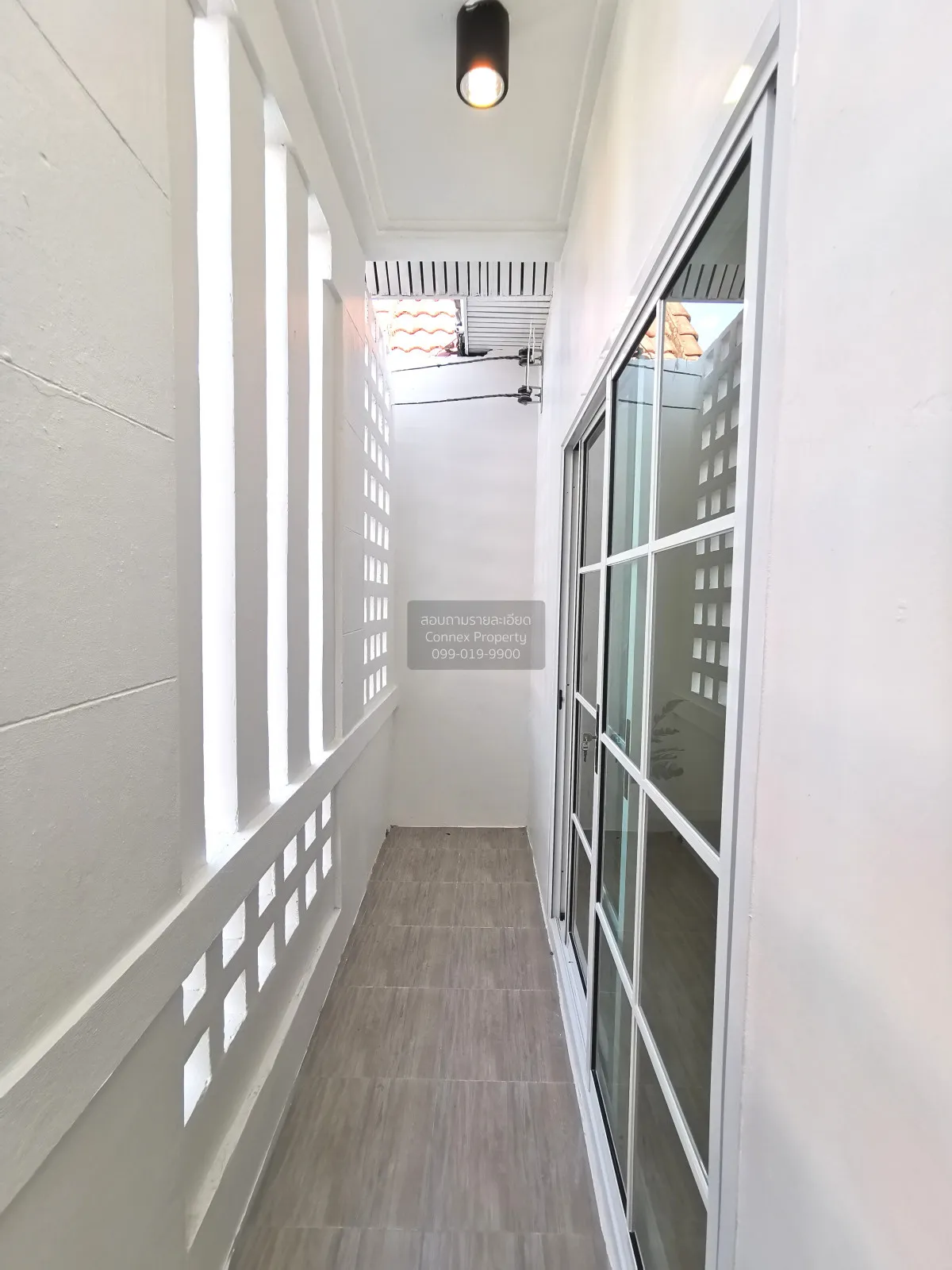 For Sale Townhouse/Townhome  , Baan Thanarom , Lat Sawai , Lam Lu