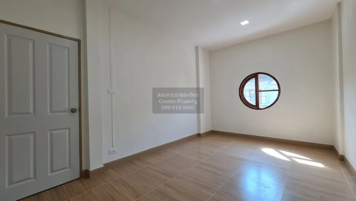 For Sale Townhouse/Townhome  , Busarin Ramintra , Sam Wa Tawan To