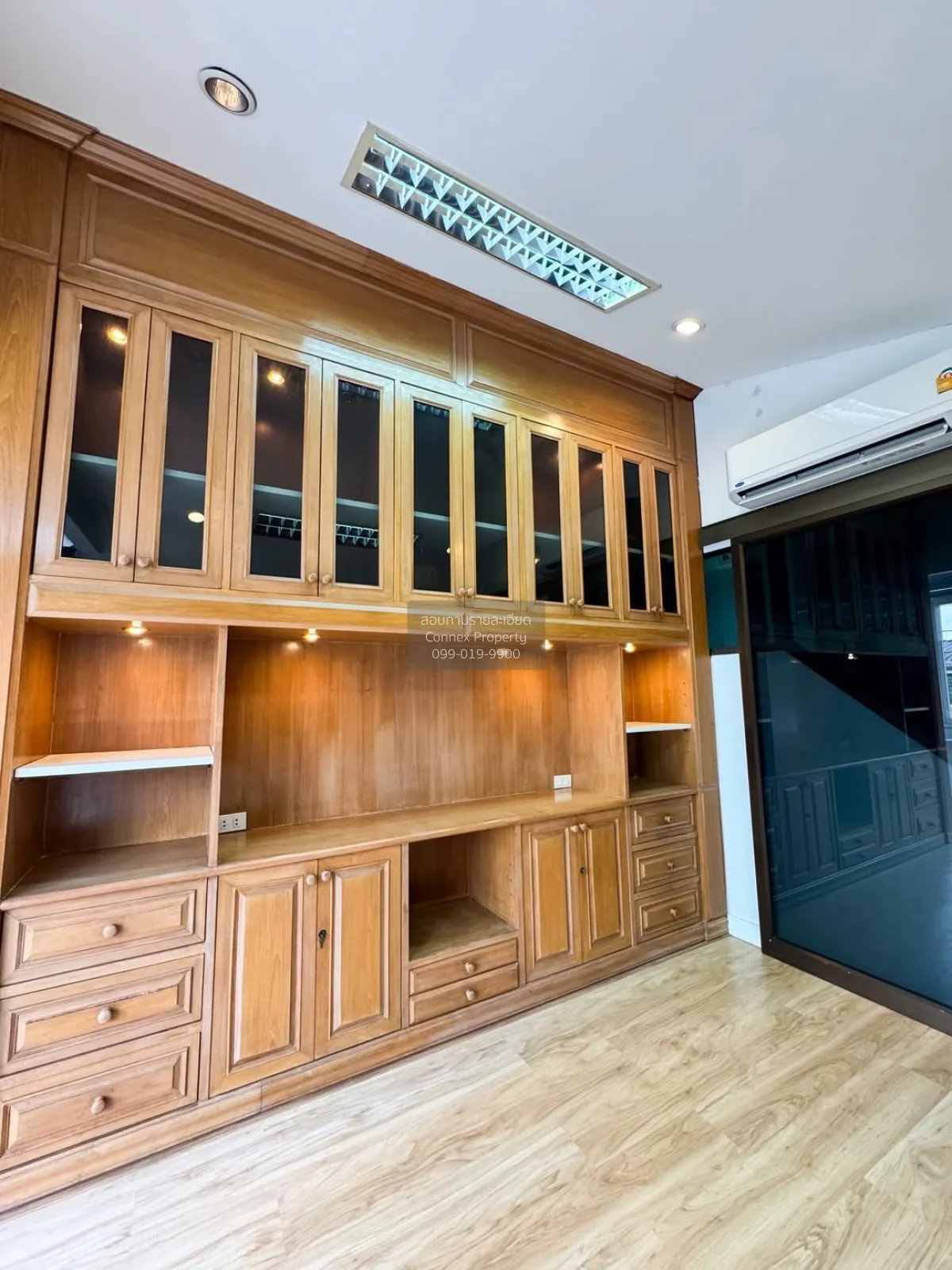 For Rent Single House,Soi Latphrao Wanghin 18 , wide frontage , L