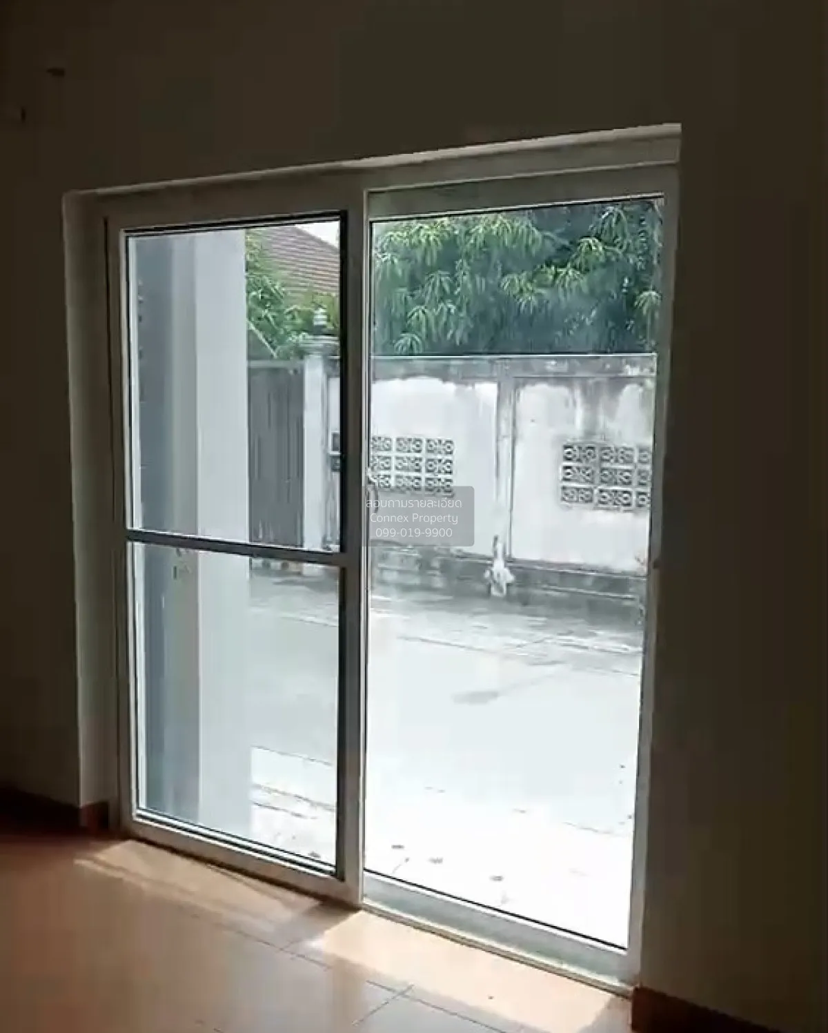 For Sale 2-storey detached house near Bang Krasor BTS/MRT Station 2