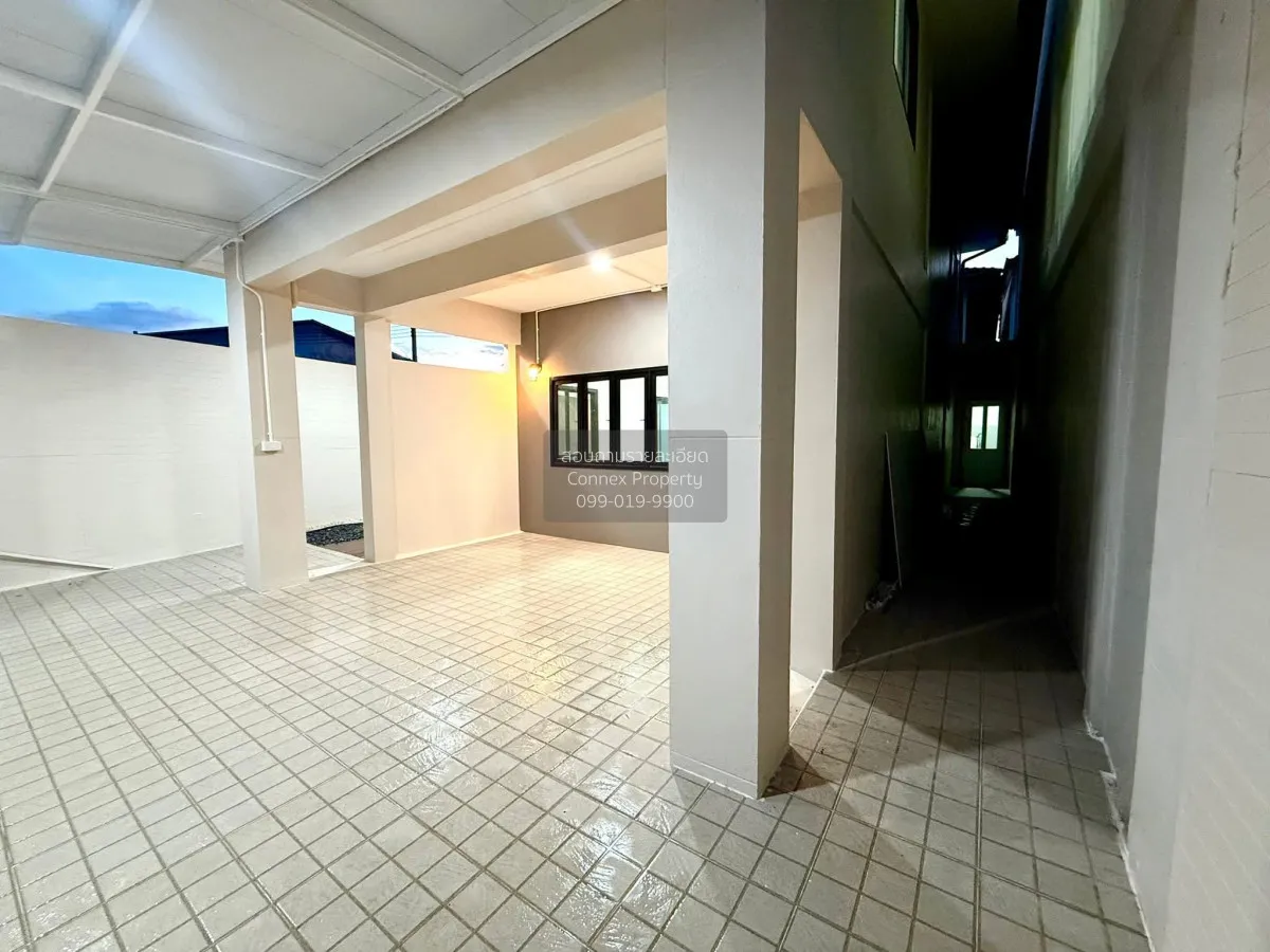 For Sale Townhouse/Townhome  , Baan Prapin 3 , corner unit , wide 3