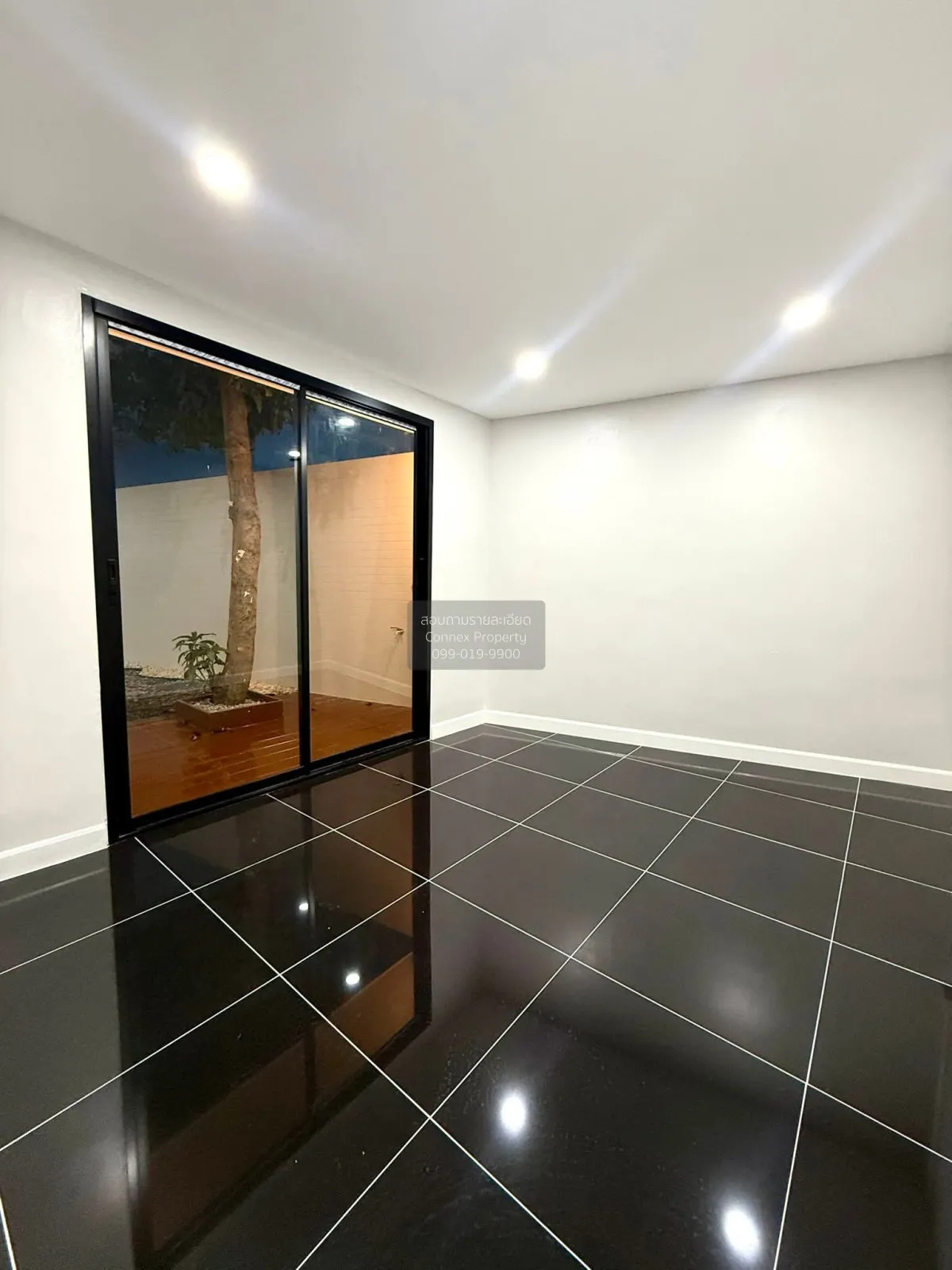 For Sale Townhouse/Townhome  , Baan Prapin 3 , corner unit , wide