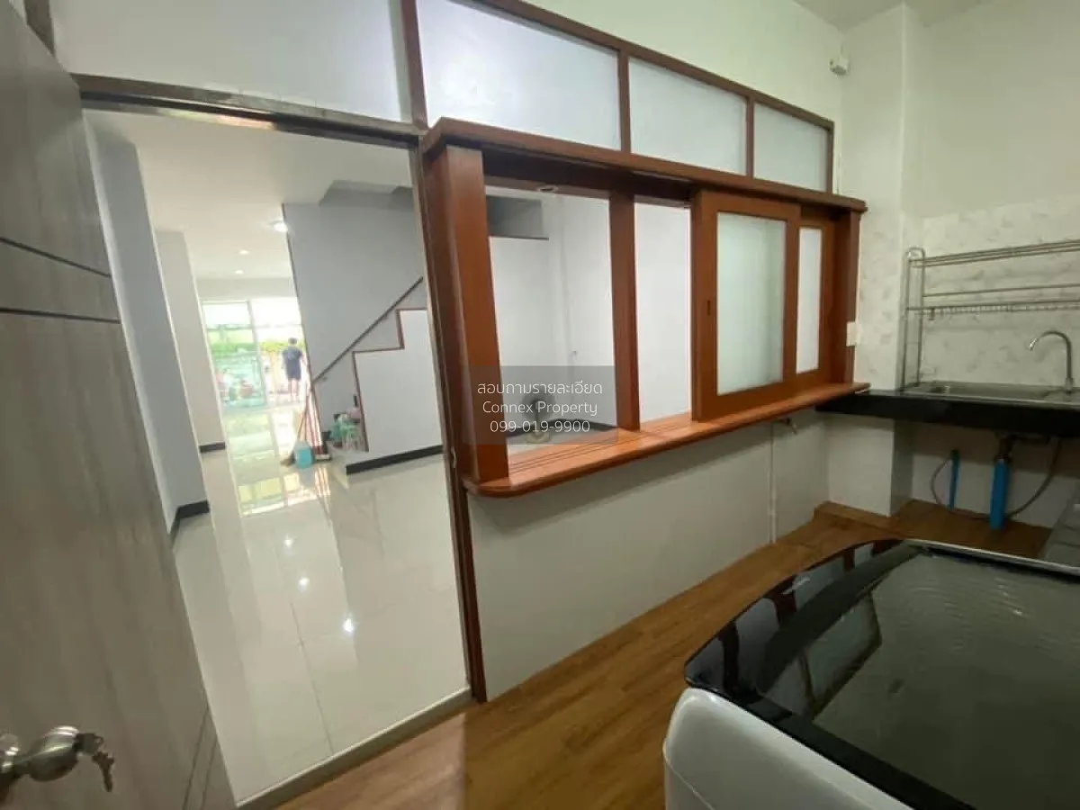 เช่าทาวน์โฮม 3 ชั้น ซอย ประชาราษฎร์บำเพ็ญ 9 ห้วยขวาง เขต ห้วยขวาง