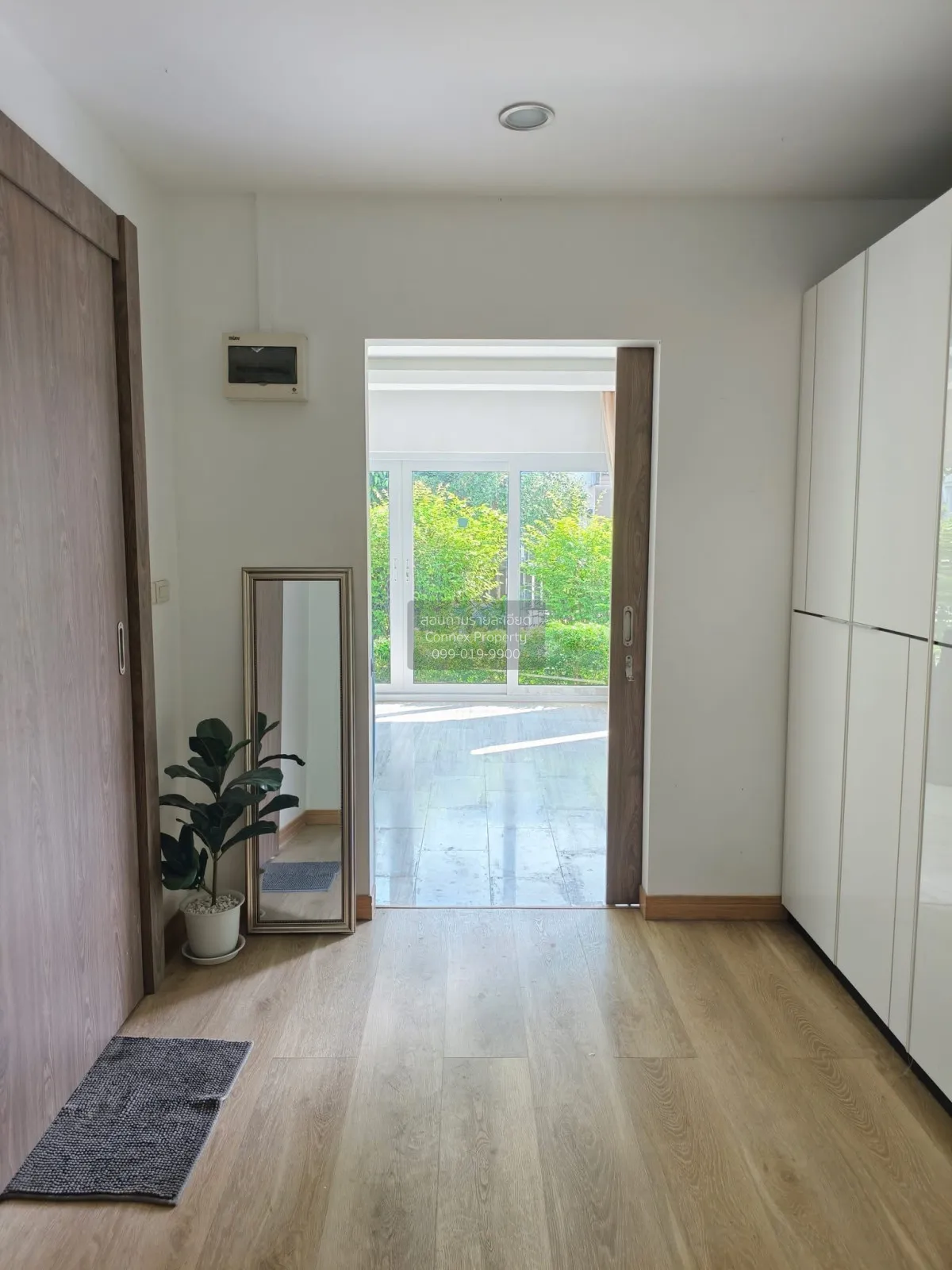 For Sale House , Manthana Rama 9 - Srinakarin , MRT-Sri Kretta , 