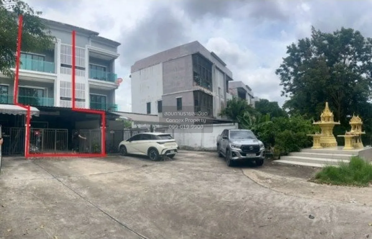 For Sale Townhouse/Townhome  , 365 Escape , Thap Ma , Mueang Rayo 1