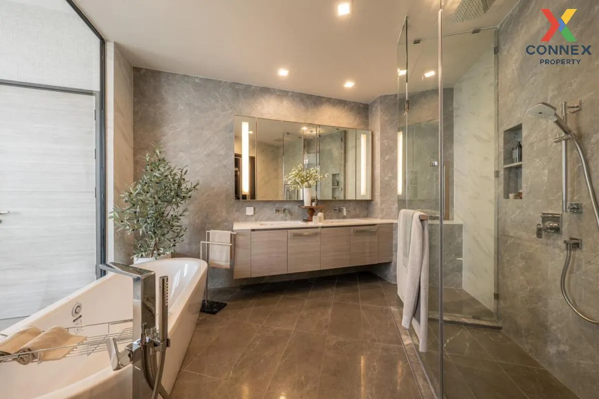 For sellCondo , The Crest Park Residences , MRT-Phahon Yothin , C