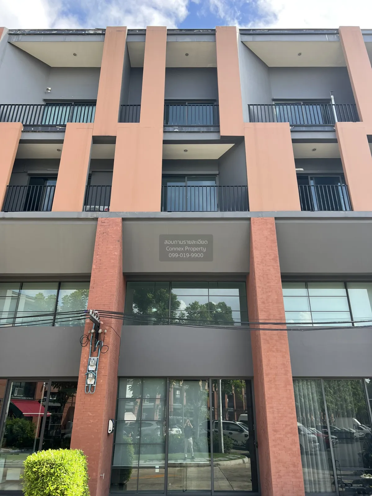 ขายอาคารพาณิชย์  สิริ อเวนิว เพชรเกษม 81 หนองแขม เขต หนองแขม กรุง 1