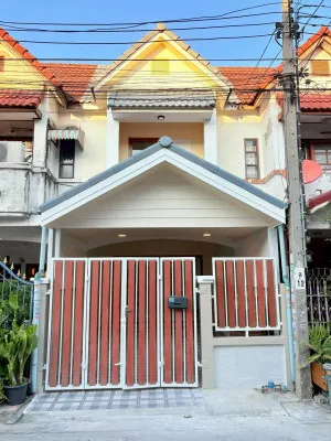 ขายทาวน์เฮ้าส์/ทาวน์โฮม  สวีทโฮม ปาร์ค บางบัวทอง รีโนเวทใหม่ บางบัวทอง บางบัวทอง นนทบุรี CX-139821