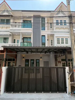 For Sale 3-storey townhome Nakniwas 37 yaek 1-8 , newly renovated , Lat Phrao , Lat Phrao , Bangkok , CX-139850