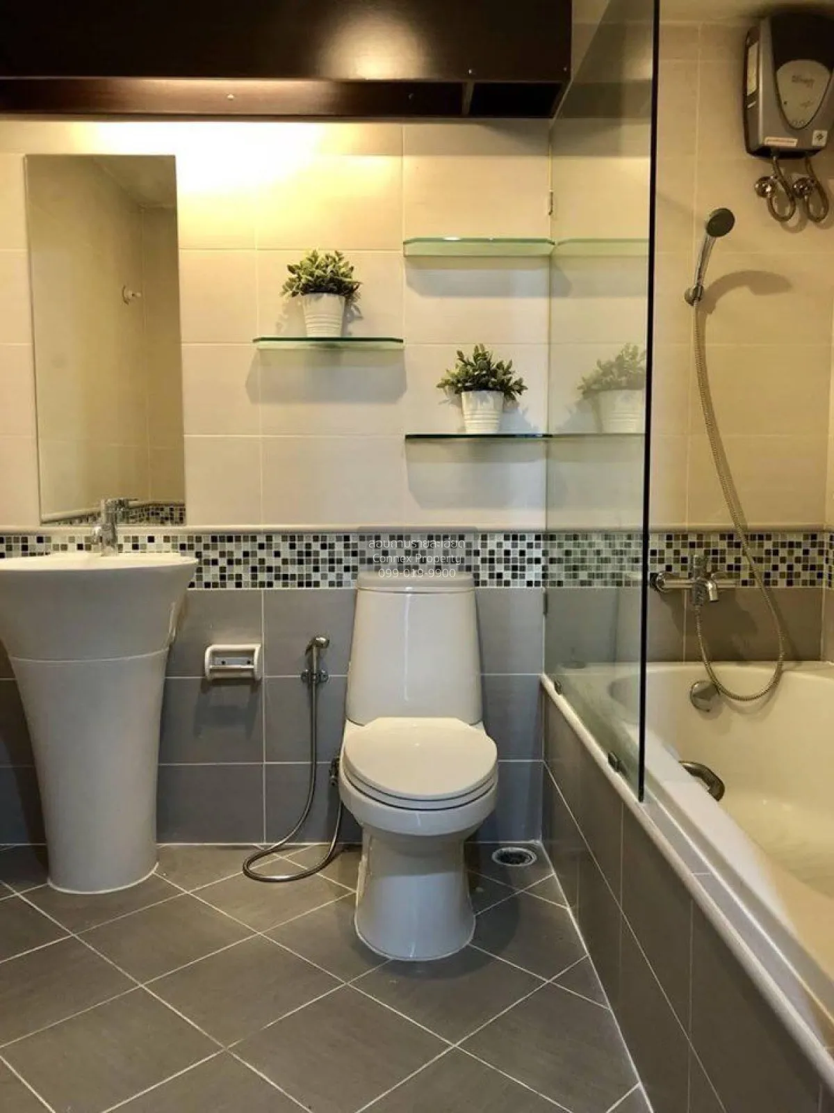 For Rent Condo , Waterford Sukhumvit 50 , BTS-Phra Khanong , Phra