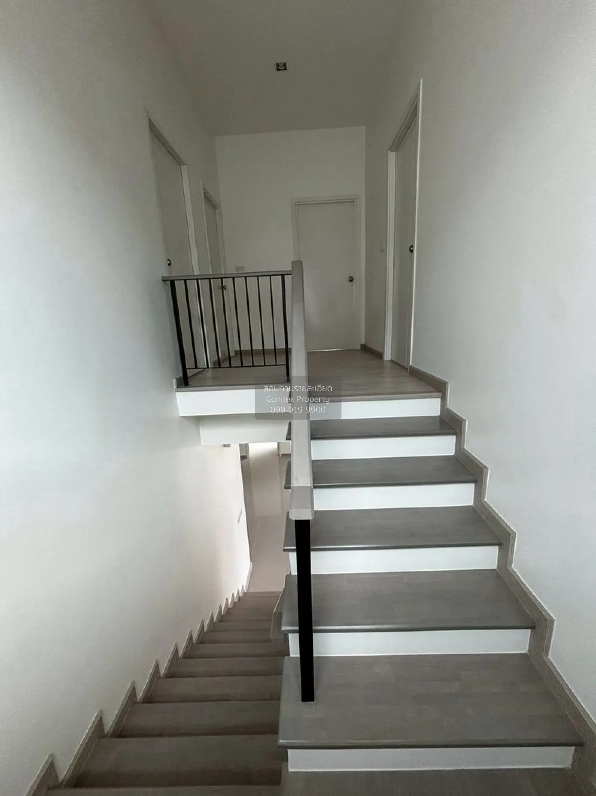 ขายบ้าน  ภัททา เอลเลเมนท์ ตะเคียนเตี้ย บางละมุง ชลบุรี CX-139881