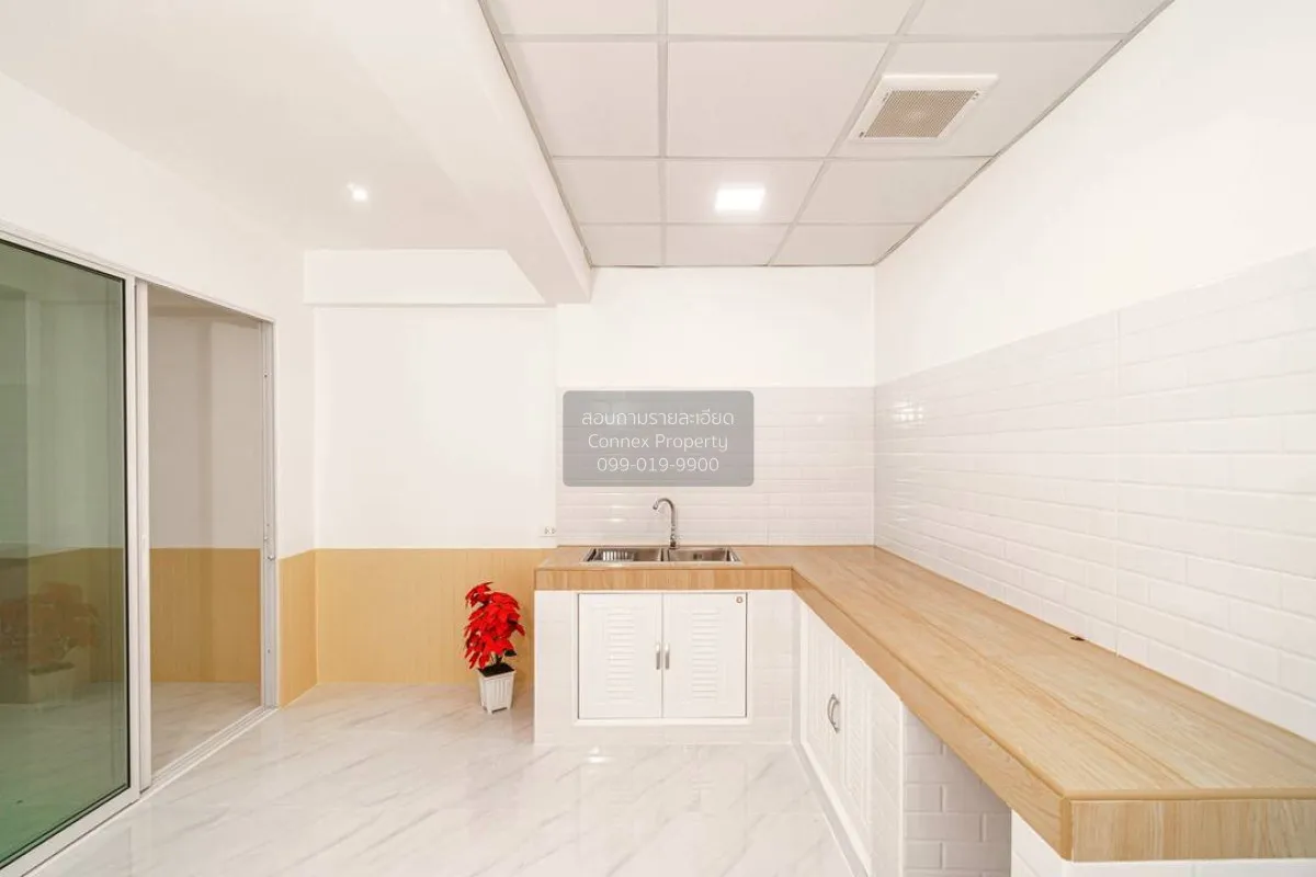 ขายบ้านทาวน์เฮ้าส์ ซอยนนทบุรี 46 รีโนเวทใหม่ ท่าทราย เมืองนนทบุรี