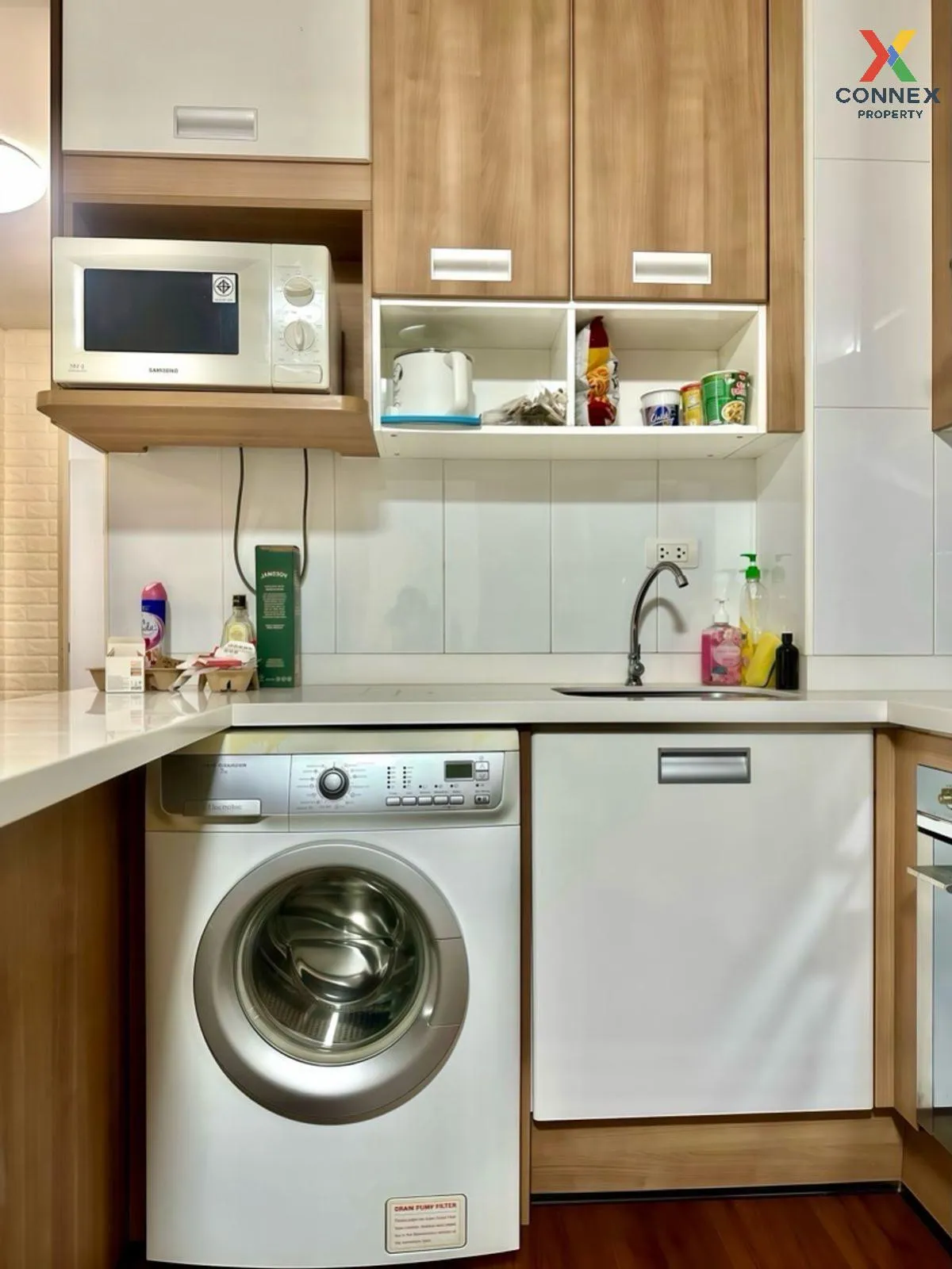 ขายคอนโด  เดอะ โคลเวอร์ ทองหล่อ BTS-ทองหล่อ คลองตันเหนือ เขต วัฒน