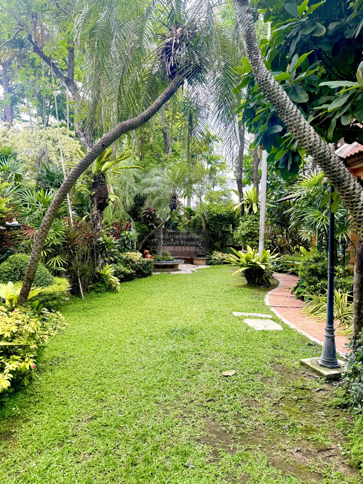 ขายบ้าน  วรารมย์ เพชรเกษม 81 ห้องมุม บางบอน เขต บางบอน กรุงเทพ CX