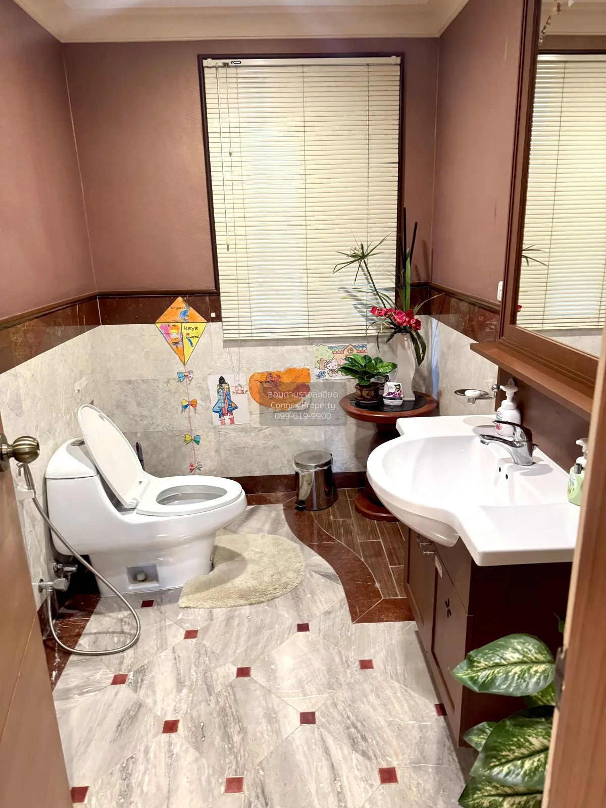 ขายบ้าน  วรารมย์ เพชรเกษม 81 ห้องมุม บางบอน เขต บางบอน กรุงเทพ CX