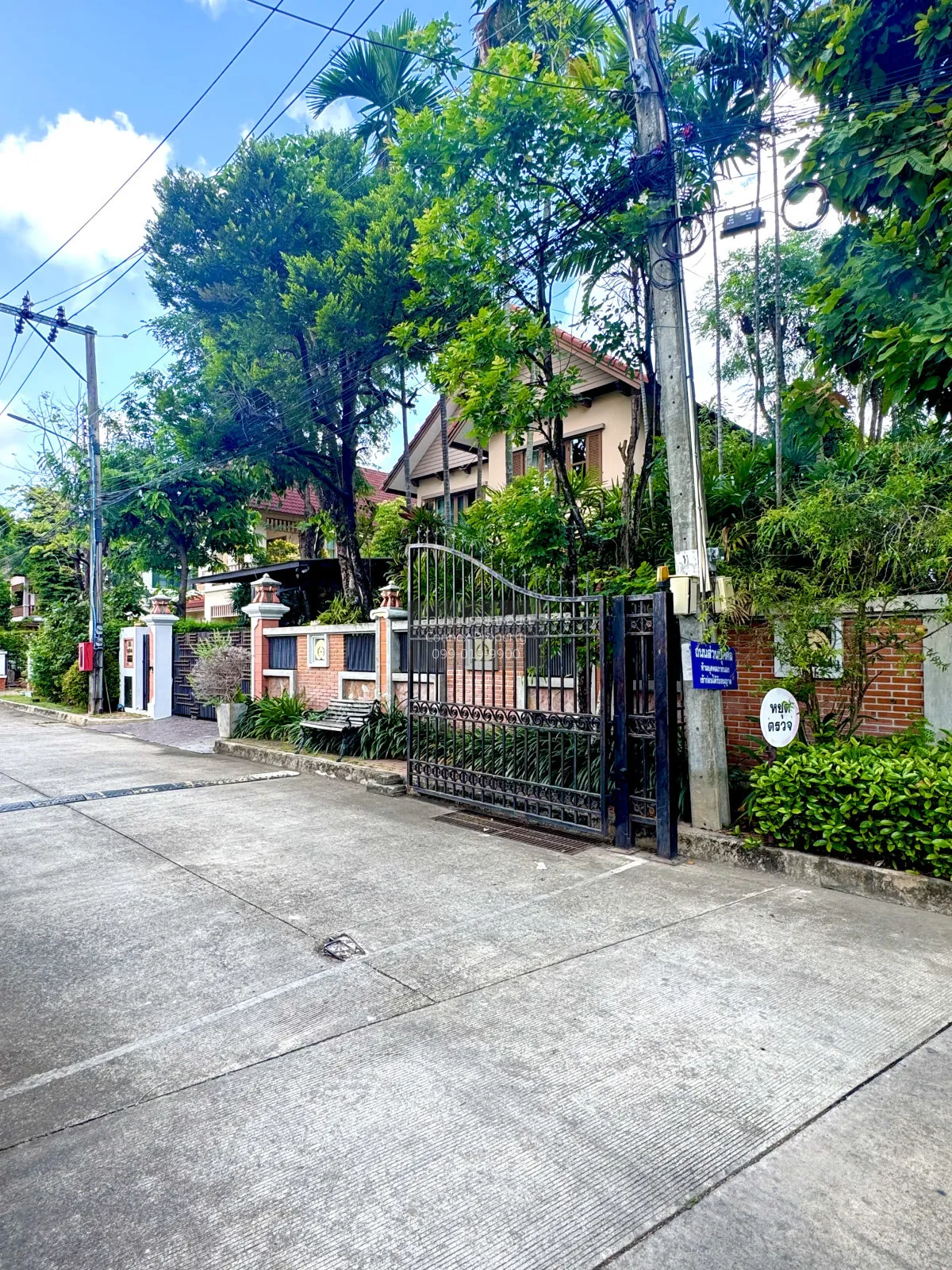 ขายบ้าน  วรารมย์ เพชรเกษม 81 ห้องมุม บางบอน เขต บางบอน กรุงเทพ CX