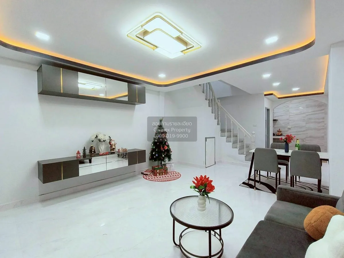 ขายทาวน์เฮ้าส์/ทาวน์โฮม  เค.ซี. รามอินทรา 8 รีโนเวทใหม่ สามวาตะวั 4