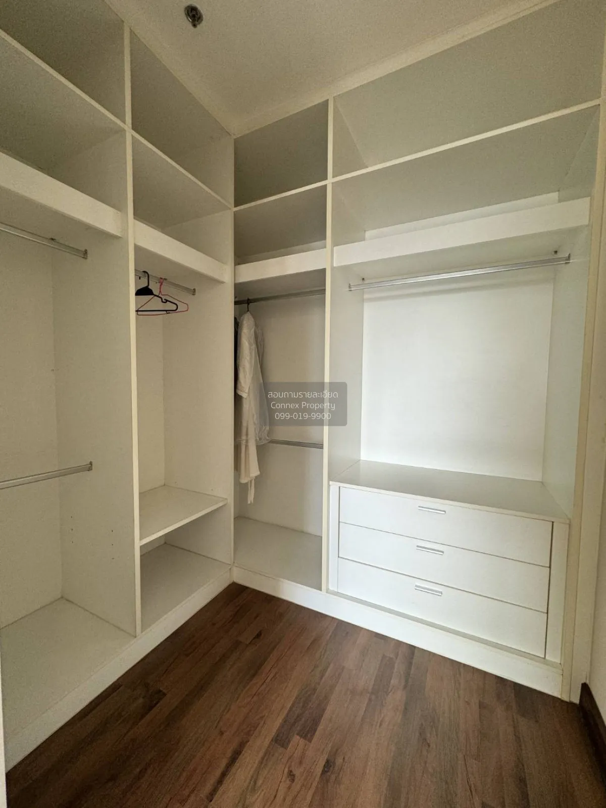 For Rent Condo , Q House Sathorn , high floor , BTS-Krung Thon Bu