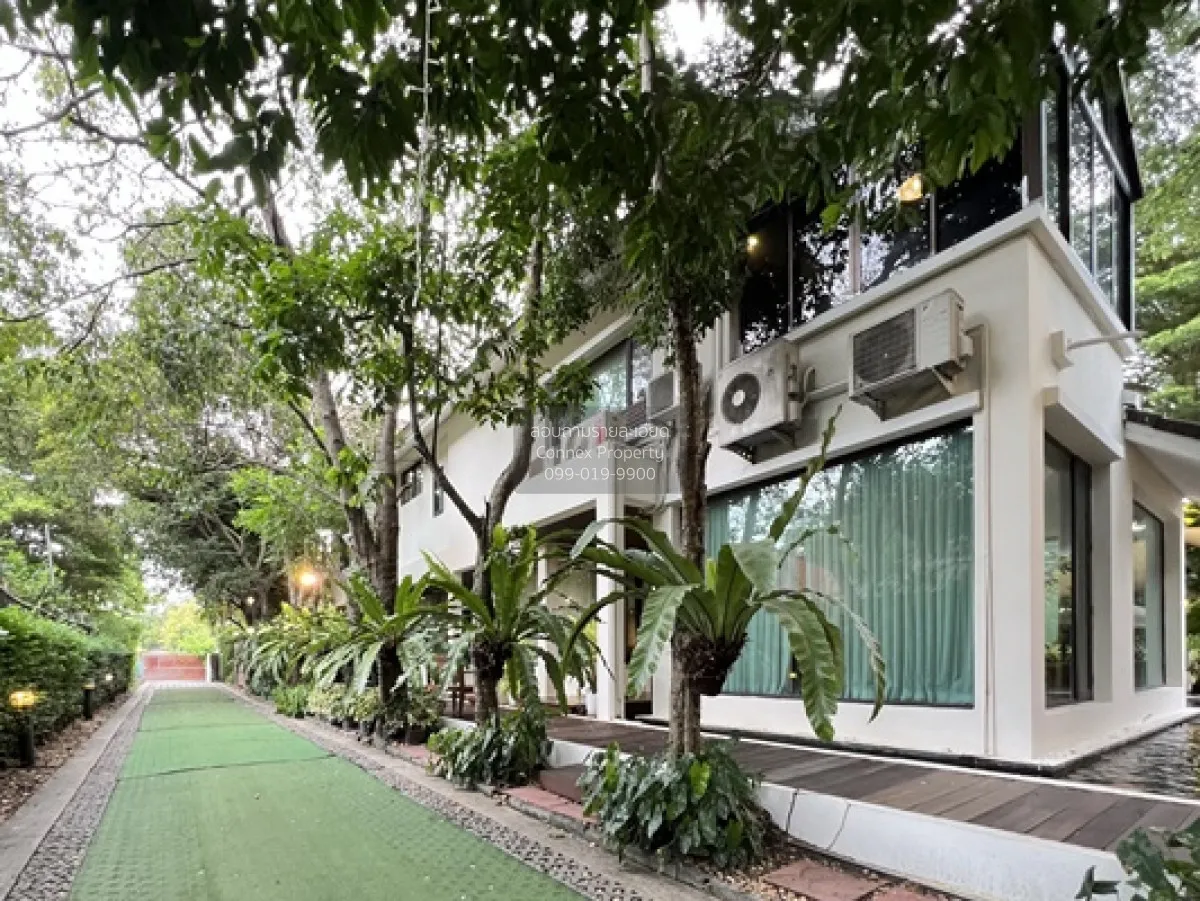 ขายบ้านเดี่ยว เวิลด์คลับแลนด์ คลองหลวง 311.7 ตรว. พร้อมเรือนรับรอ