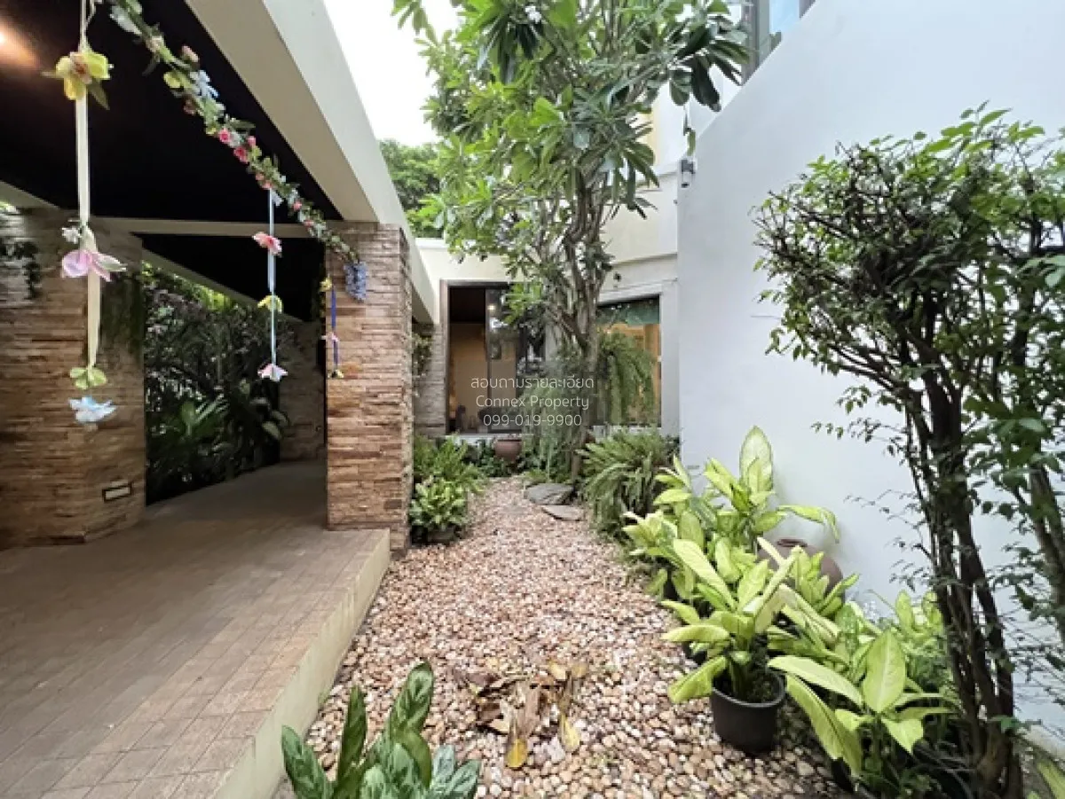 ขายบ้านเดี่ยว เวิลด์คลับแลนด์ คลองหลวง 311.7 ตรว. พร้อมเรือนรับรอ