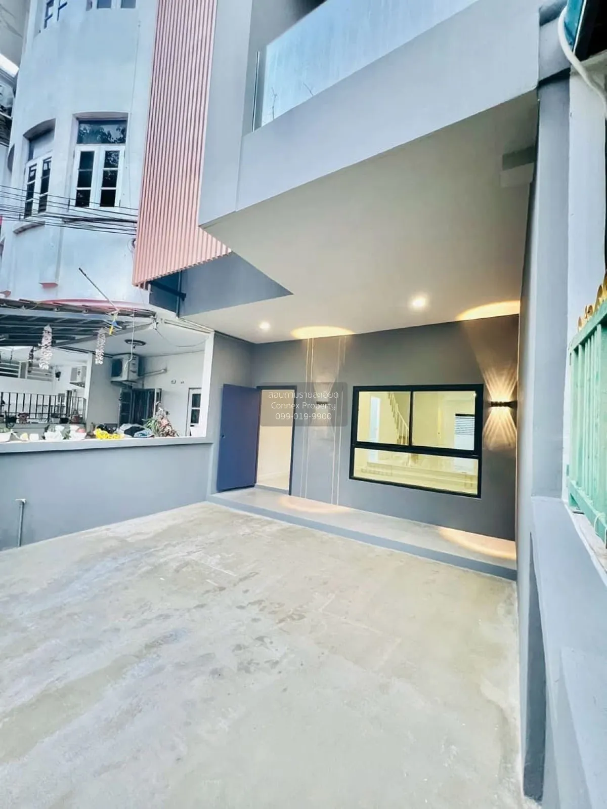 For Sale 3-storey townhouse, Bang Khen-Lak Si Circle , wide front 2