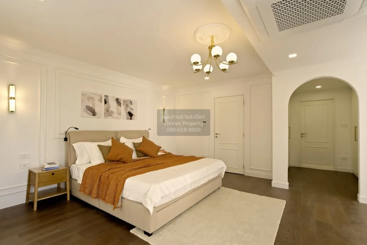 For Sale Condo , Supalai Place Sukhumvit 39 , corner unit , newly