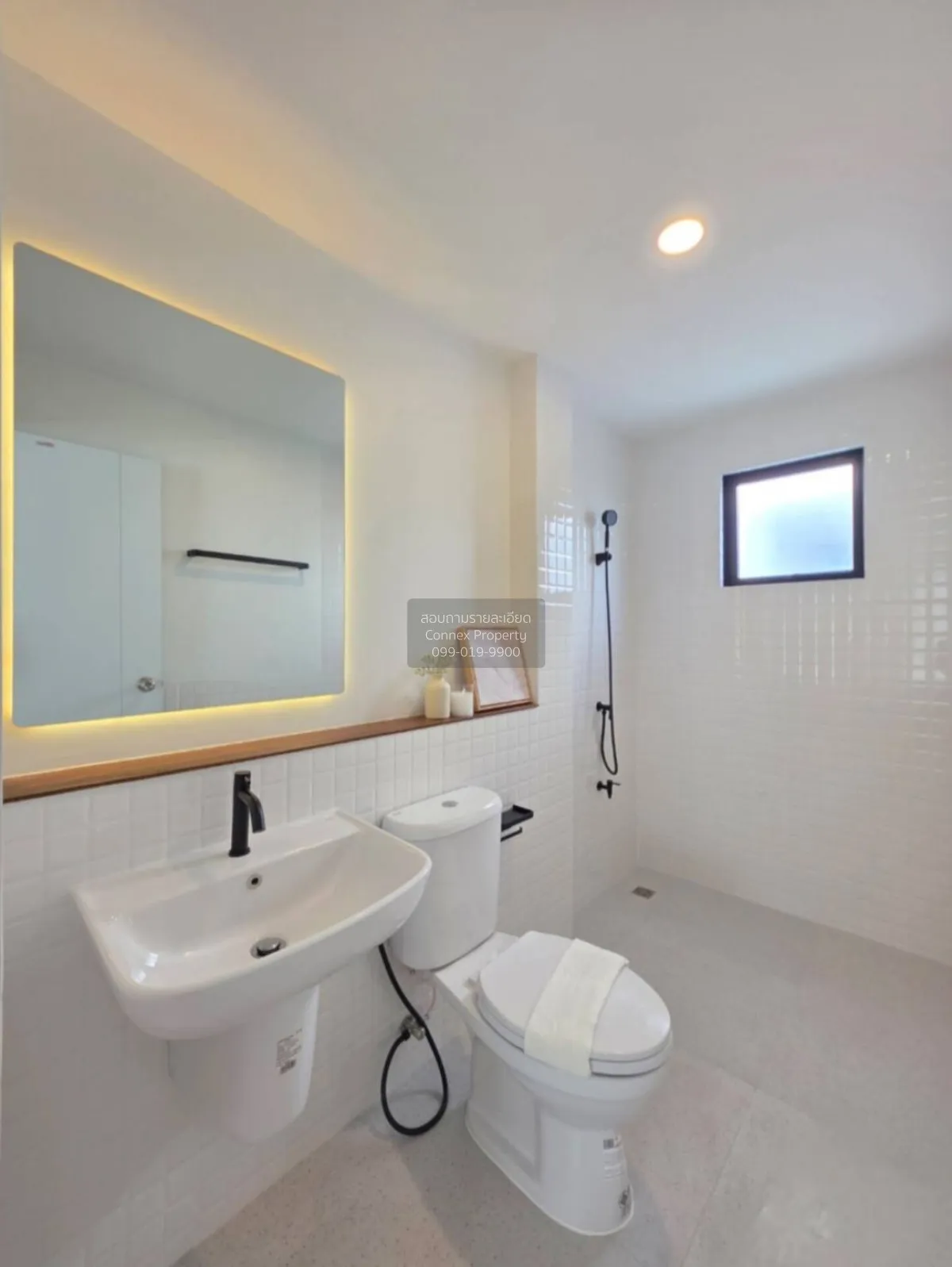 For Sale House , Baan Fah Piyarom Premier Park Rangsit - Lumlukka