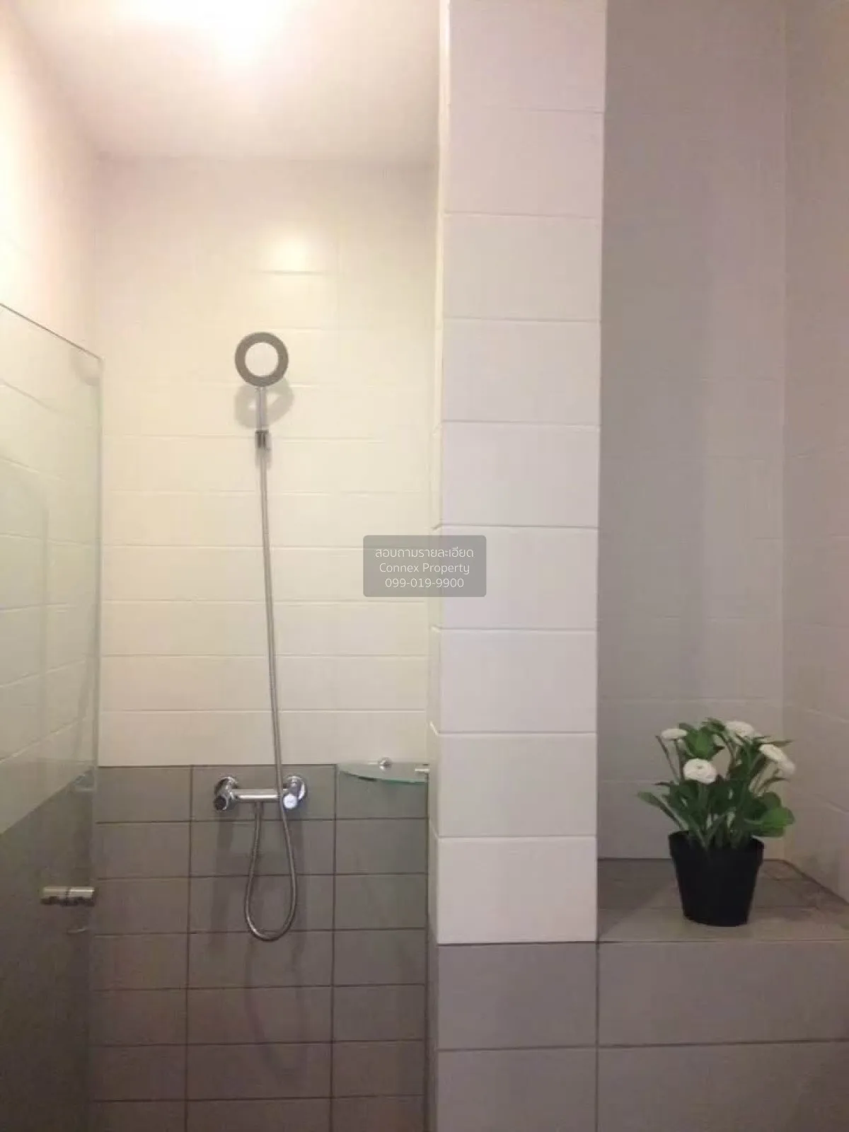 For Sale Condo , Ideo Mobi Sukhumvit , corner unit , BTS-On Nut ,