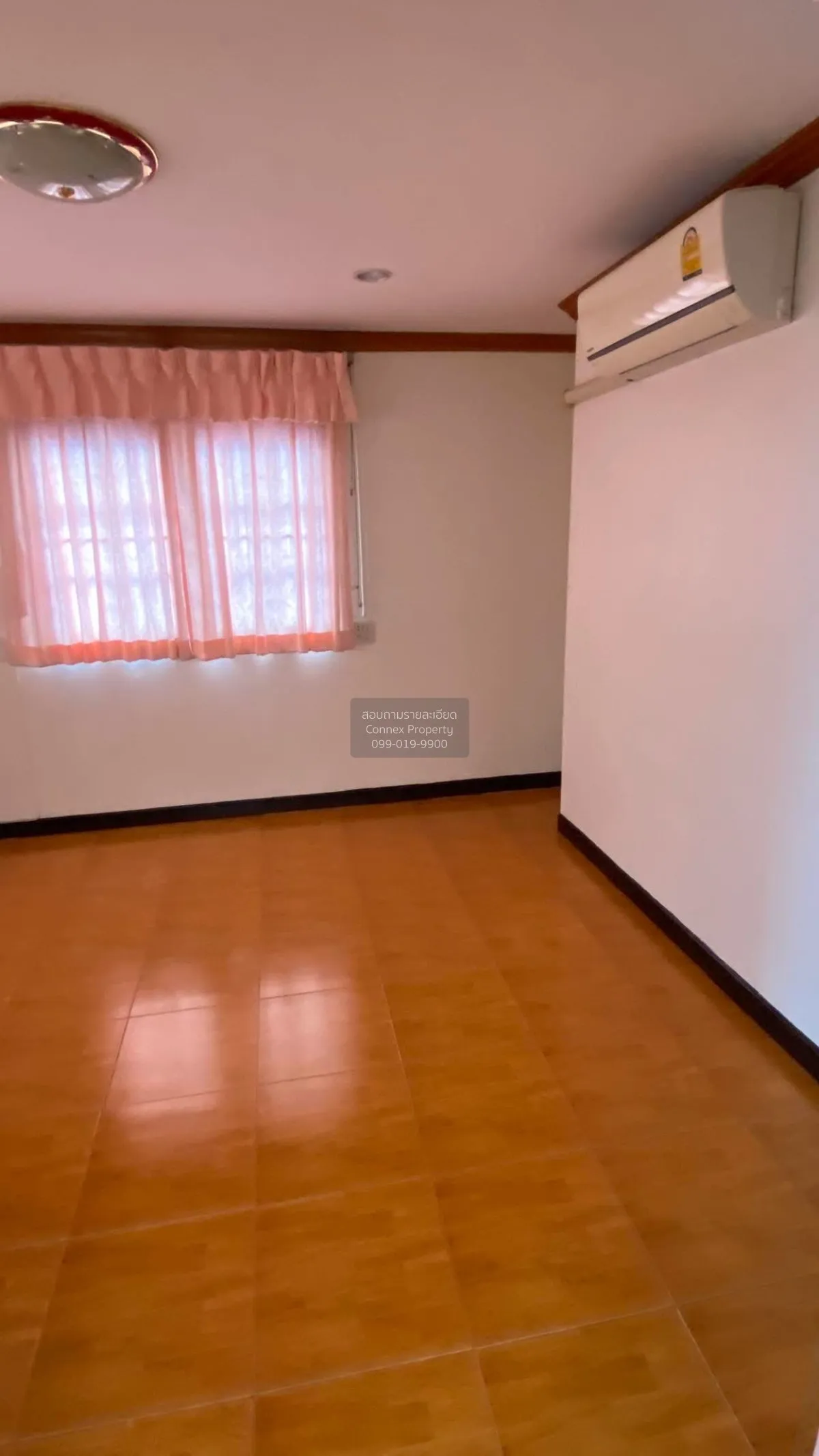 For Sale Single House,Soi Latphrao 93 , wide frontage , newly ren