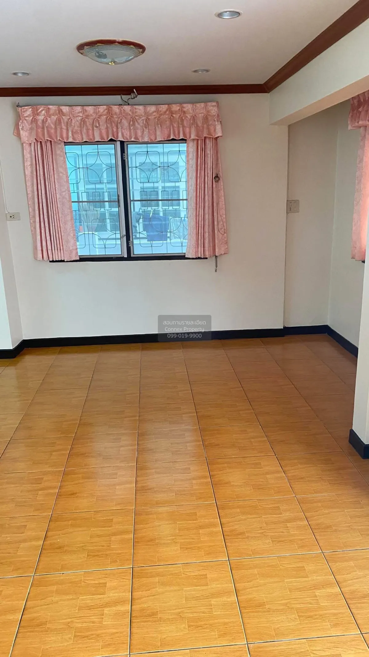 For Sale Single House,Soi Latphrao 93 , wide frontage , newly ren