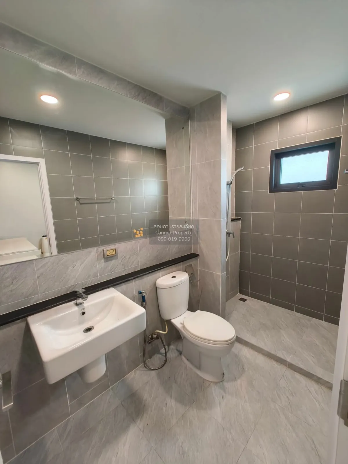 เช่าทาวน์เฮ้าส์/ทาวน์โฮม  บริทาเนีย เมกะทาวน์ บางนา บางแก้ว บางพล