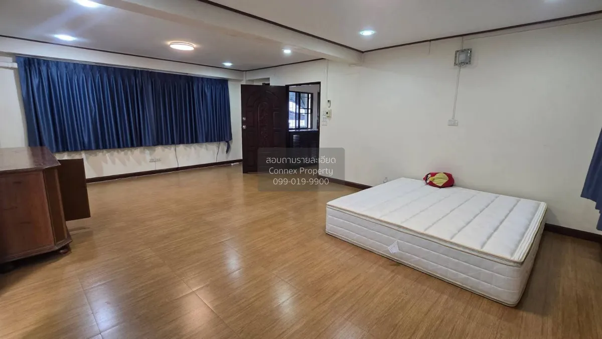 For Rent 5 - storey Commercial building area 660 square meters So