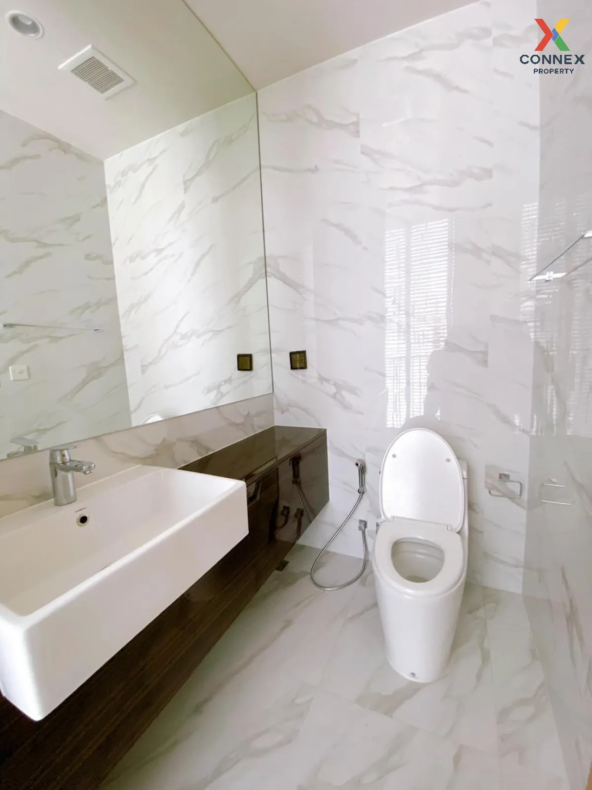 ขายคอนโด  โนเบิล บี 19 BTS-อโศก คลองเตยเหนือ เขต วัฒนา กรุงเทพ CX