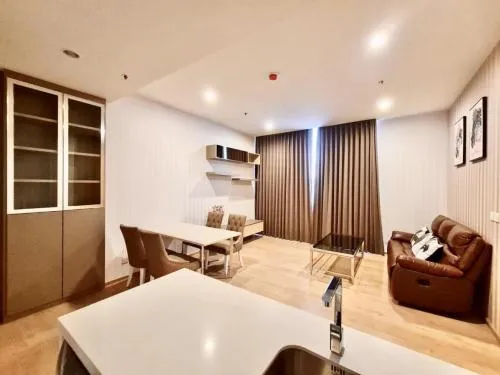 ขายคอนโด  โนเบิล บี 19 BTS-อโศก คลองเตยเหนือ เขต วัฒนา กรุงเทพ CX-140405